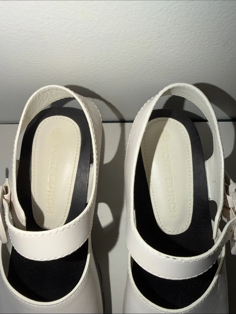 Tory Burch Runway Lug-sole Leather Clog Clogs. Cream Sz 9.5